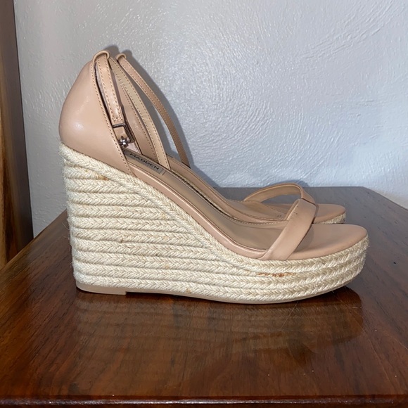 Steve Madden Shoes Steve Madden Nude Wedge Poshmark